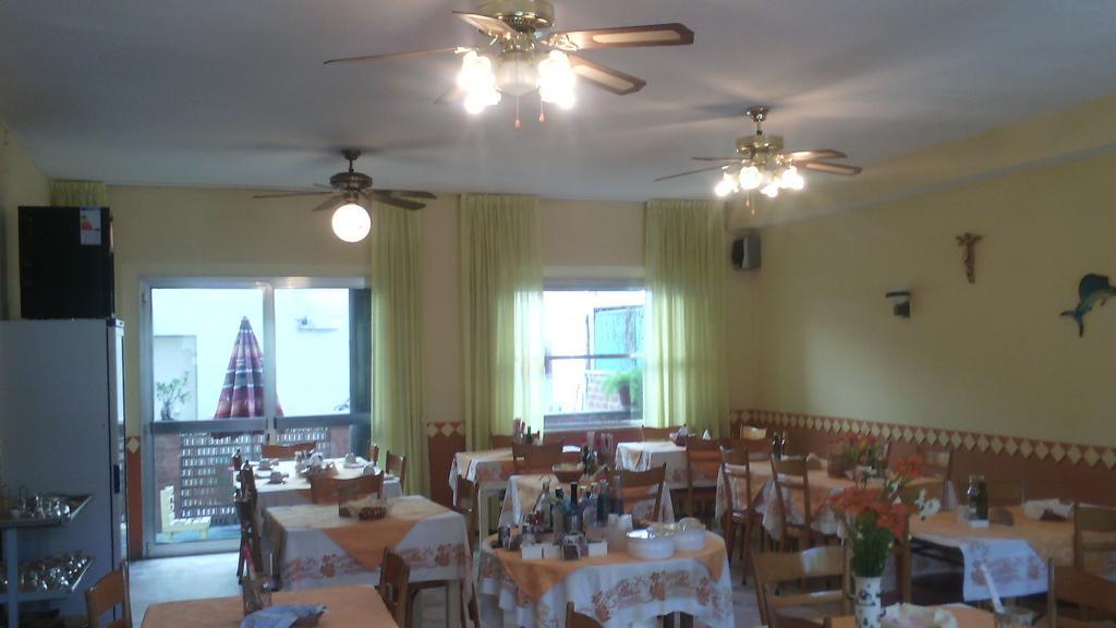 Hotel Magda Rimini Esterno foto